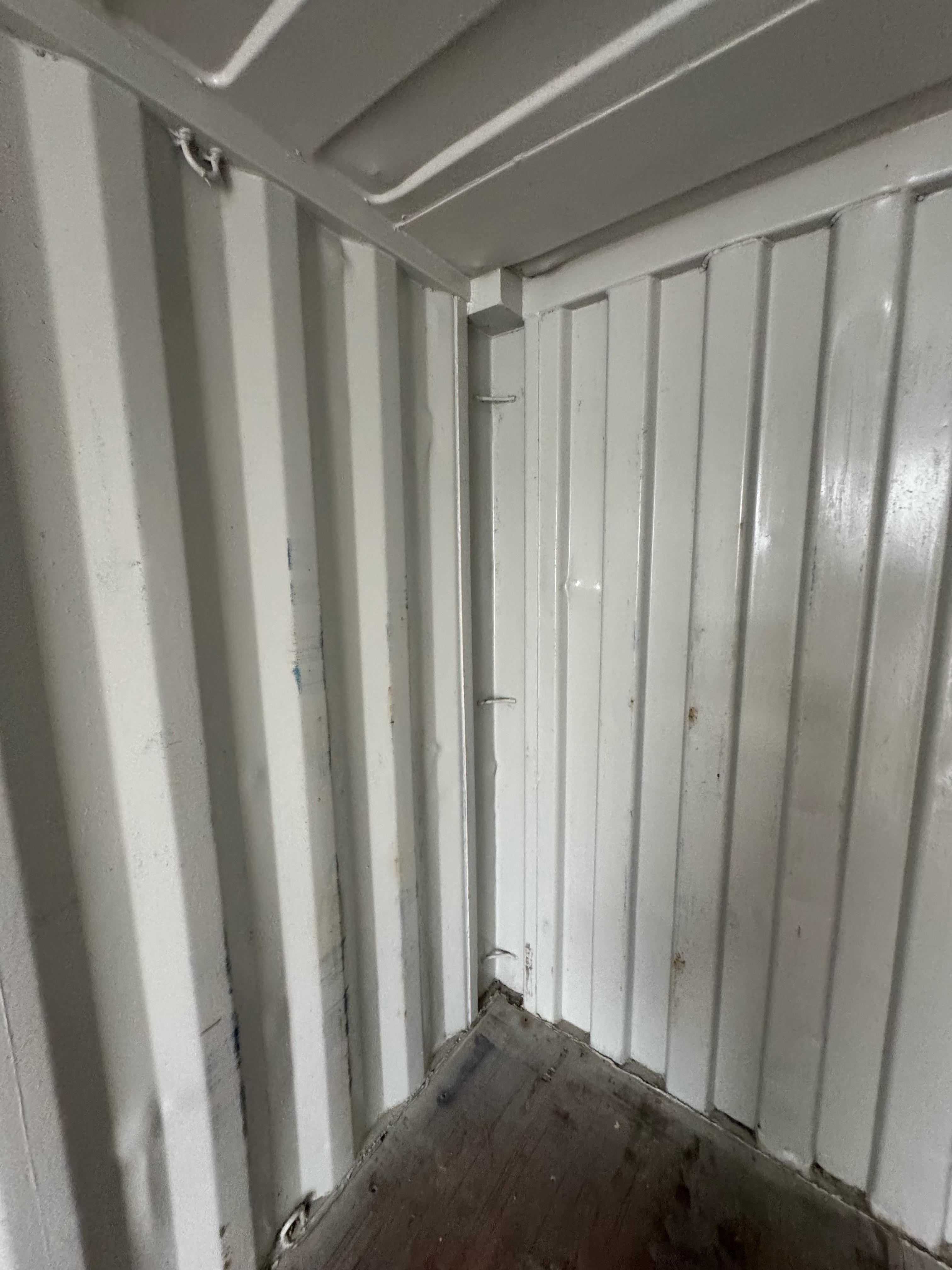 Морской контейнер TGHU0762106